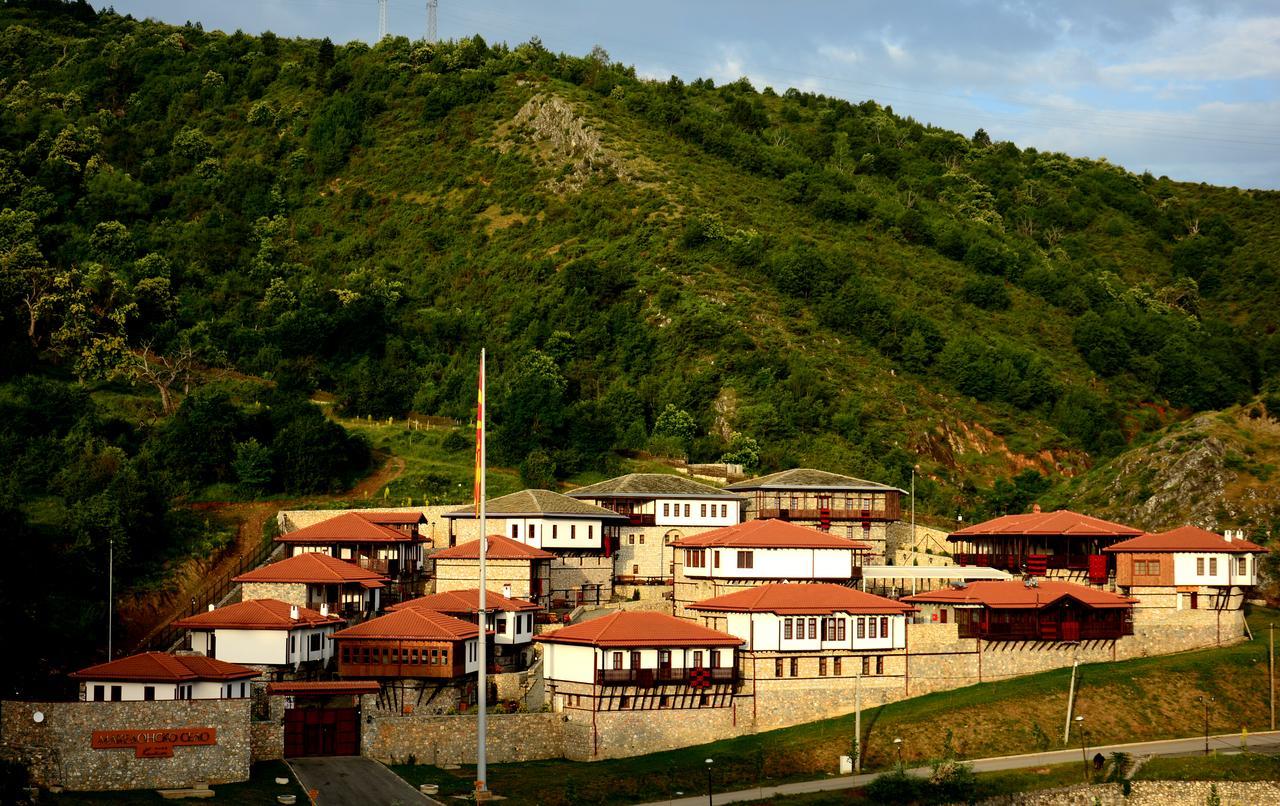 Macedonian Village Hotel & Resort Gorno Nerezi Buitenkant foto