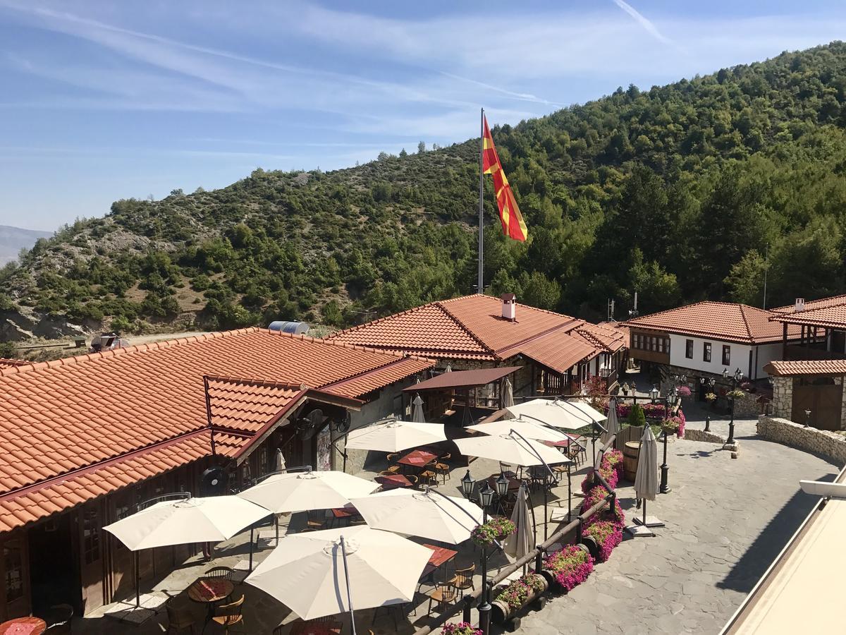 Macedonian Village Hotel & Resort Skopje Buitenkant foto