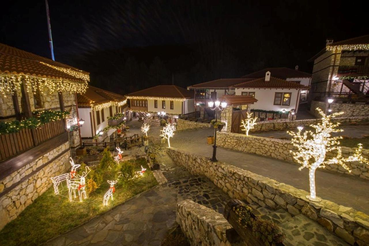 Macedonian Village Hotel & Resort Skopje Buitenkant foto